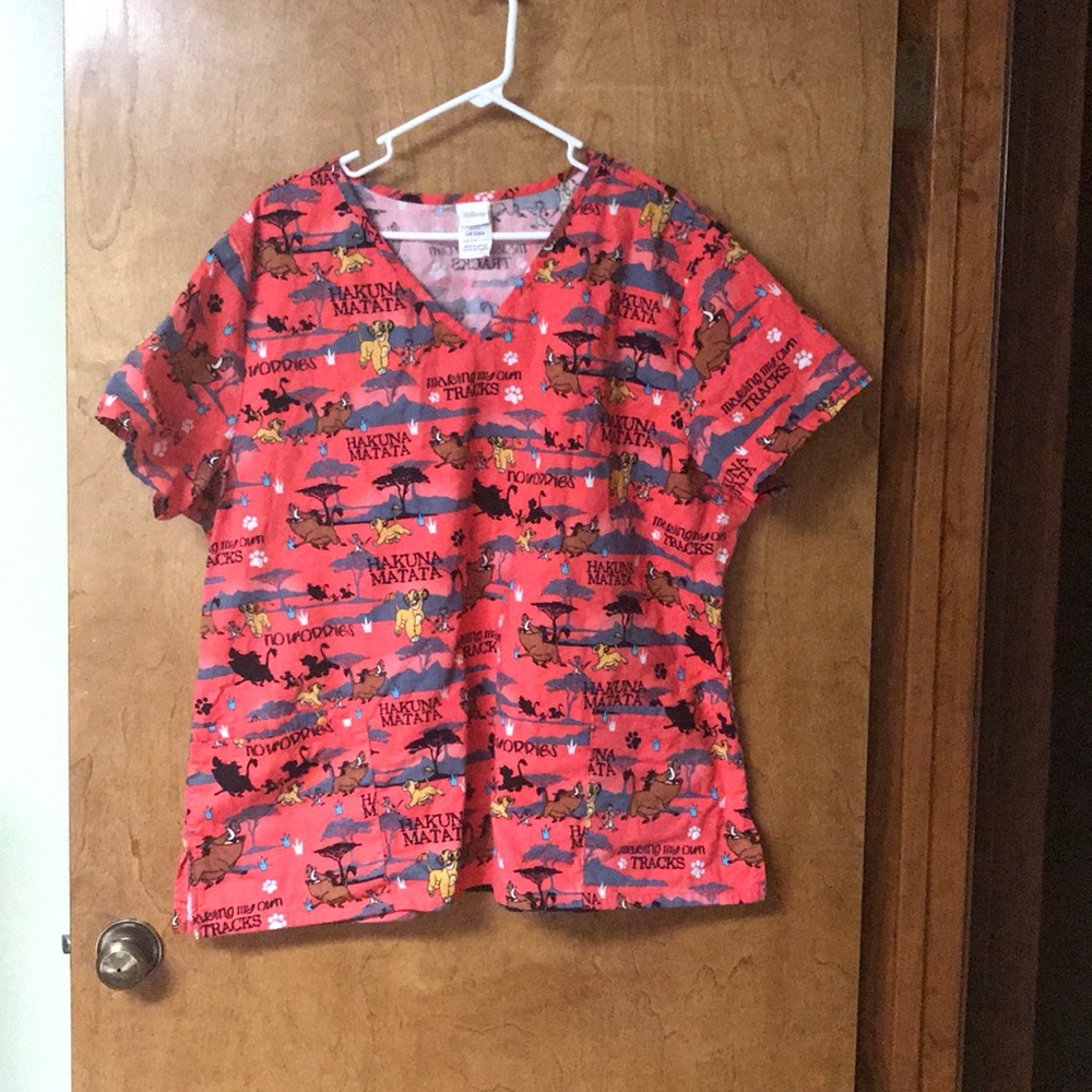 Scrub top
